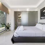 Goudis Thanasis فيلة