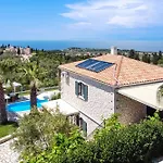 فيلة Goudis Thanasis *