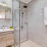 Goudis Thanasis فيلة