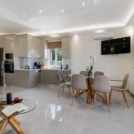 וילה Goudis Thanasis *